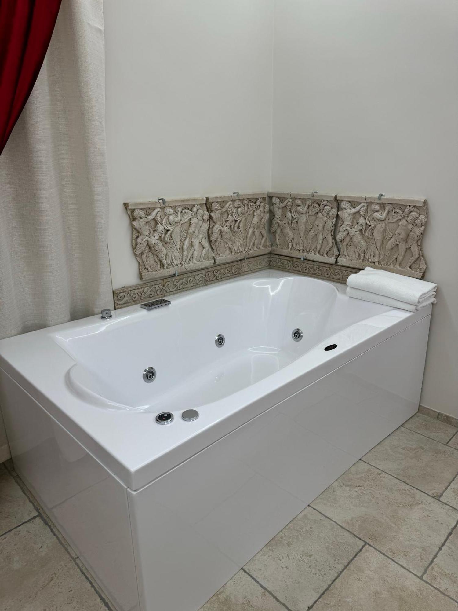 Jacuzzi Rooms Vatican Museum โรม ภายนอก รูปภาพ